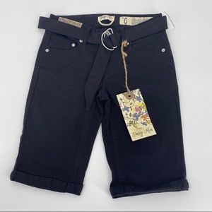 NWT Indigo Rein Navy Bermuda Shorts - Size 0